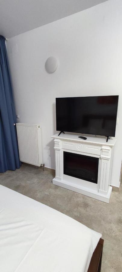 Apartamento Jacuzzi Belle View Sinaia-Free Parking Exterior foto