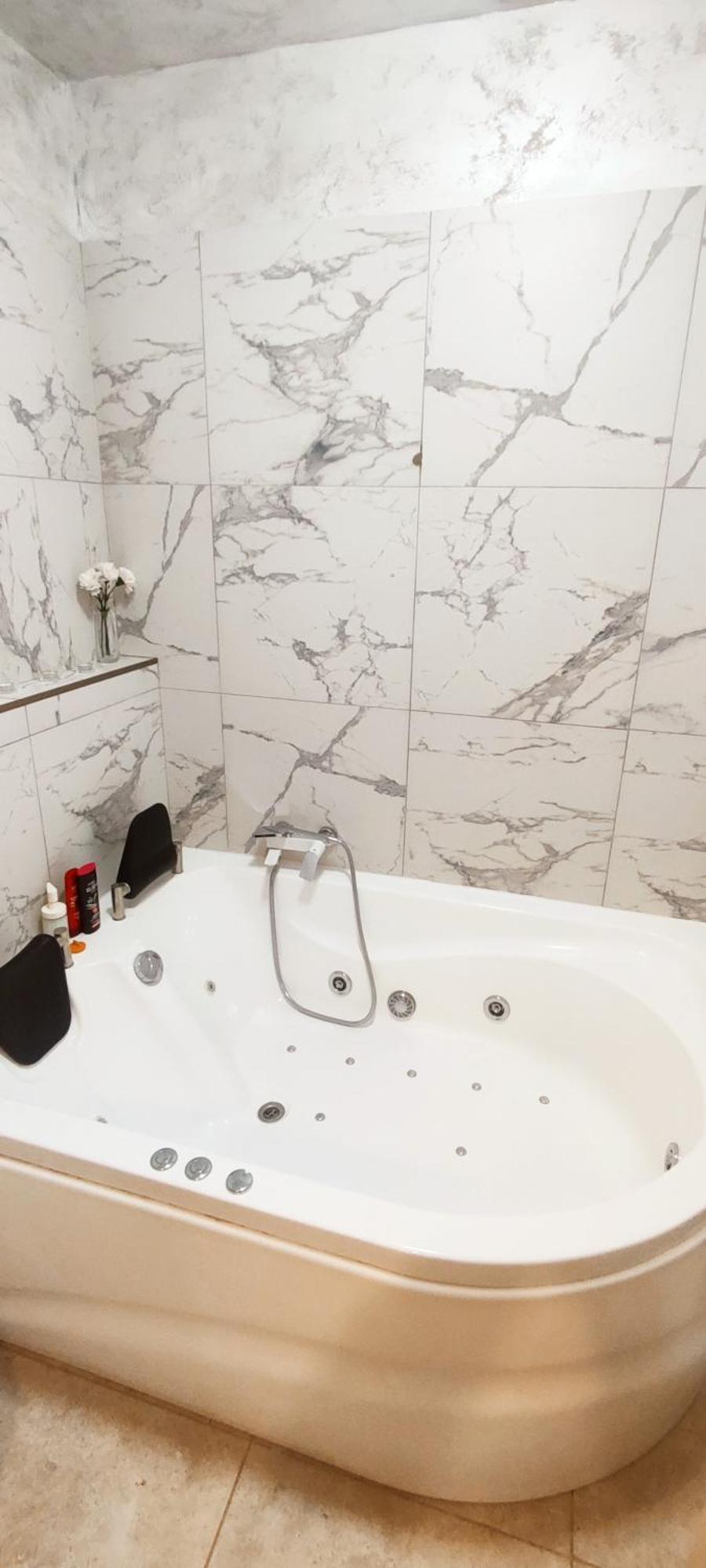 Apartamento Jacuzzi Belle View Sinaia-Free Parking Exterior foto